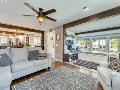 780 G Street Washougal WA 98671