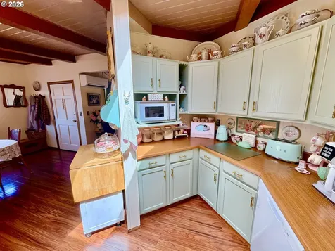 433 Fir Street Brookings OR 97415