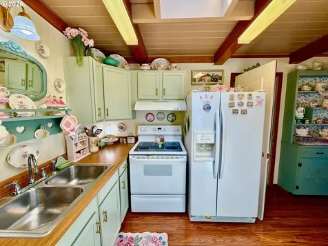 433 Fir Street Brookings OR 97415