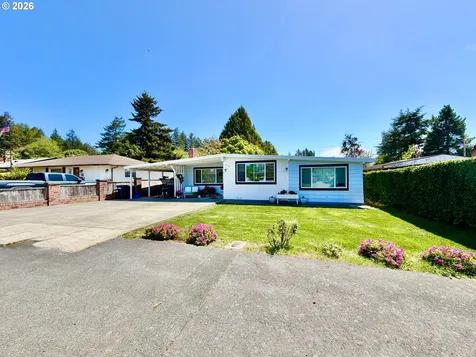 433 Fir Street Brookings OR 97415