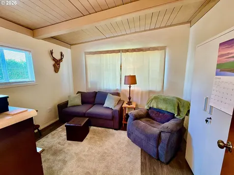 433 Fir Street Brookings OR 97415