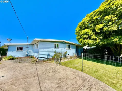 433 Fir Street Brookings OR 97415