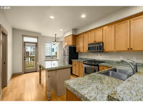 1912 NE 48th Way Hillsboro OR 97124