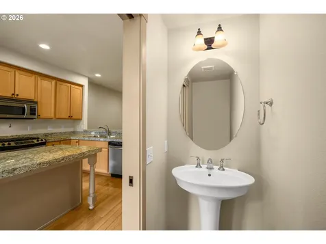 1912 NE 48th Way Hillsboro OR 97124