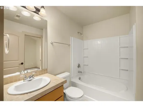 1912 NE 48th Way Hillsboro OR 97124