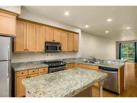 1912 NE 48th Way Hillsboro OR 97124