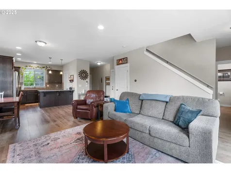 14112 SE Insley Street Portland OR 97236