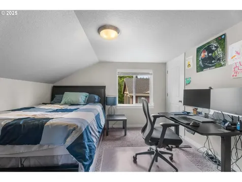 14112 SE Insley Street Portland OR 97236