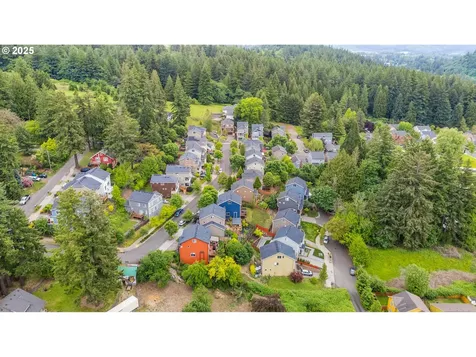 14112 SE Insley Street Portland OR 97236