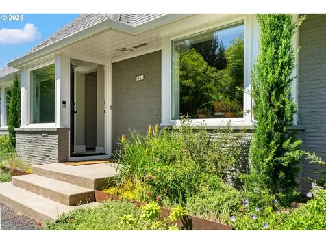 3601 SE Insley Street Portland OR 97202