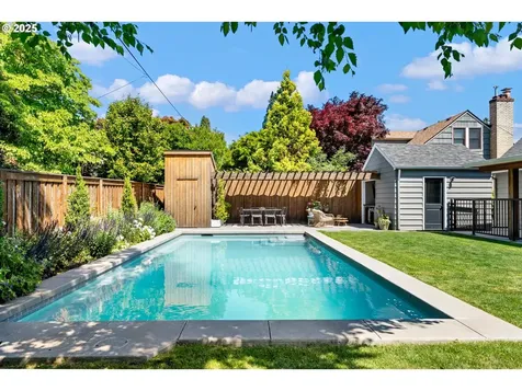 3601 SE Insley Street Portland OR 97202