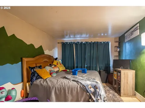 1335 SE Lane Avenue Roseburg OR 97470