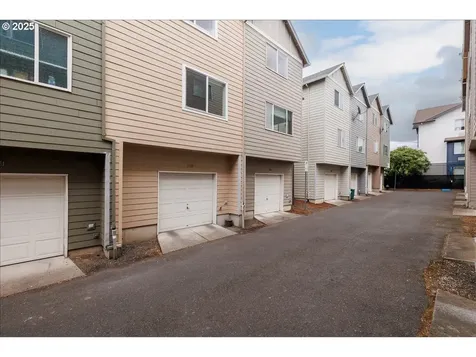17473 SW October Court Beaverton OR 97003