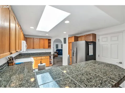 389 NW Sadie Court Hillsboro OR 97124