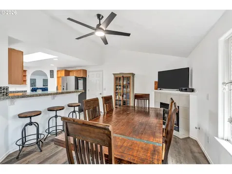 389 NW Sadie Court Hillsboro OR 97124