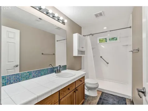 389 NW Sadie Court Hillsboro OR 97124