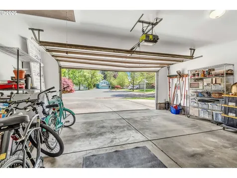 389 NW Sadie Court Hillsboro OR 97124