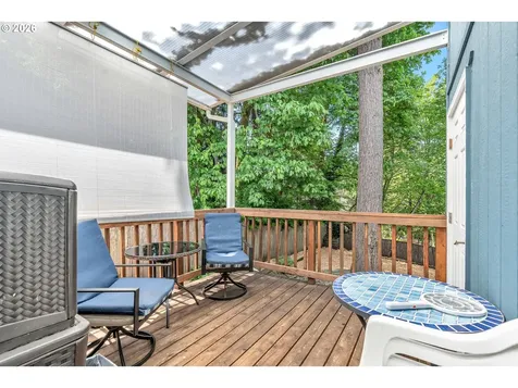 389 NW Sadie Court Hillsboro OR 97124