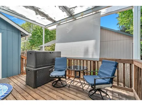 389 NW Sadie Court Hillsboro OR 97124