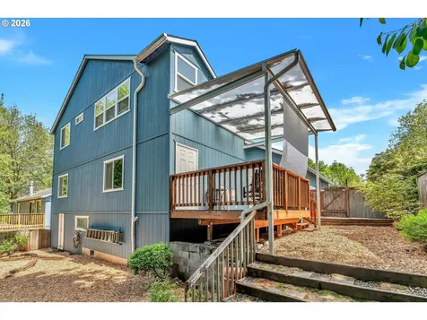 389 NW Sadie Court Hillsboro OR 97124
