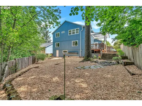 389 NW Sadie Court Hillsboro OR 97124