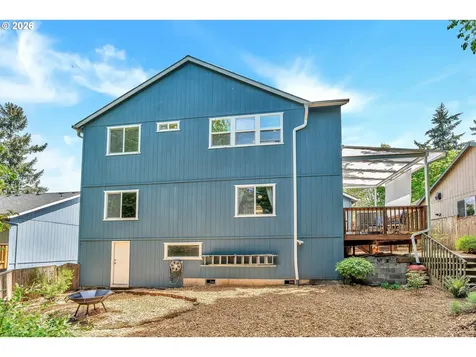 389 NW Sadie Court Hillsboro OR 97124