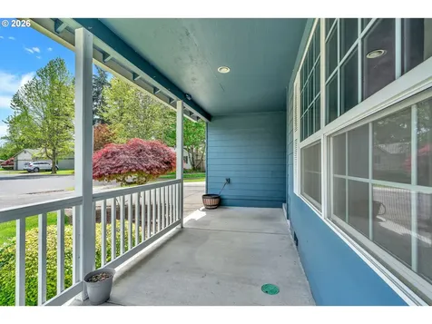 389 NW Sadie Court Hillsboro OR 97124
