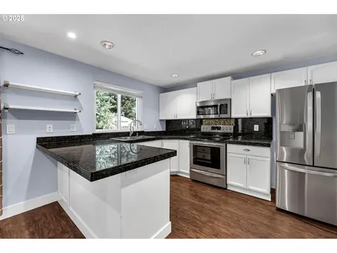 18512 SE 20th Way Vancouver WA 98683