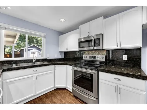 18512 SE 20th Way Vancouver WA 98683
