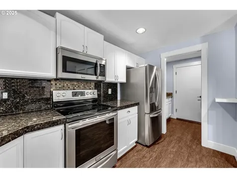 18512 SE 20th Way Vancouver WA 98683