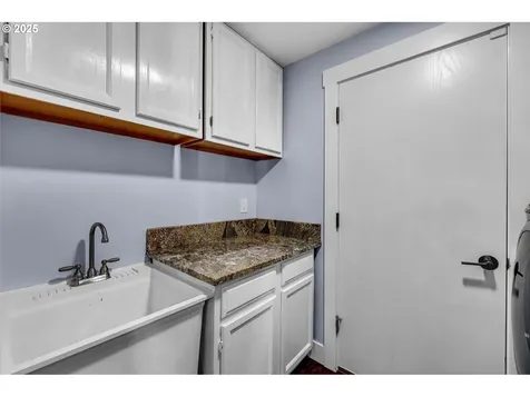 18512 SE 20th Way Vancouver WA 98683
