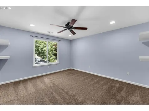 18512 SE 20th Way Vancouver WA 98683