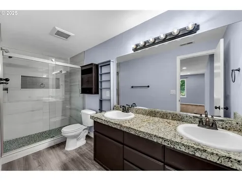 18512 SE 20th Way Vancouver WA 98683