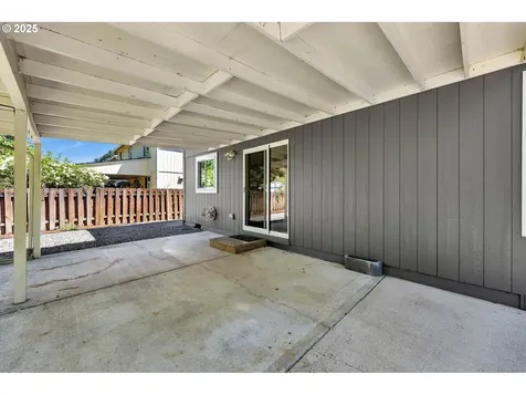 18512 SE 20th Way Vancouver WA 98683