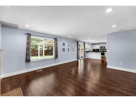 18512 SE 20th Way Vancouver WA 98683