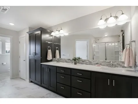 6826 SE Crimson Lane Hillsboro OR 97123