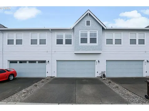 6826 SE Crimson Lane Hillsboro OR 97123