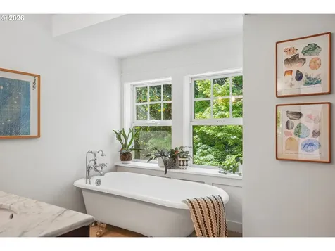 3568 NE Schuyler Street Portland OR 97212