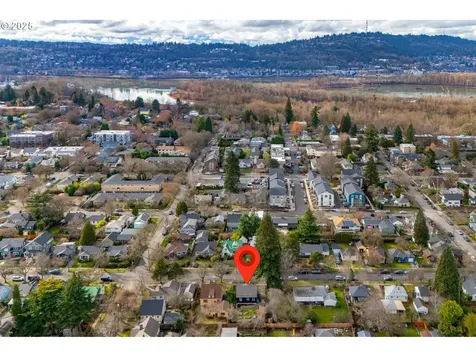 5820 SE 19th Avenue Portland OR 97202