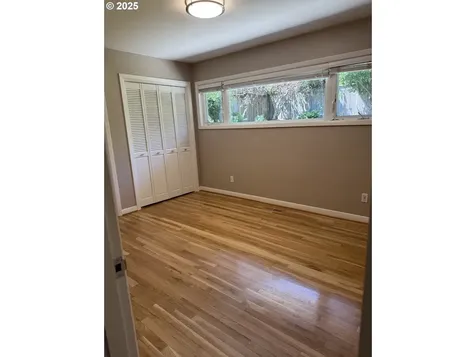 8301 SW 6th Avenue Portland OR 97219