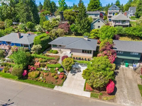 8301 SW 6th Avenue Portland OR 97219