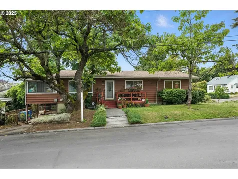 1518 Z Street Vancouver WA 98661