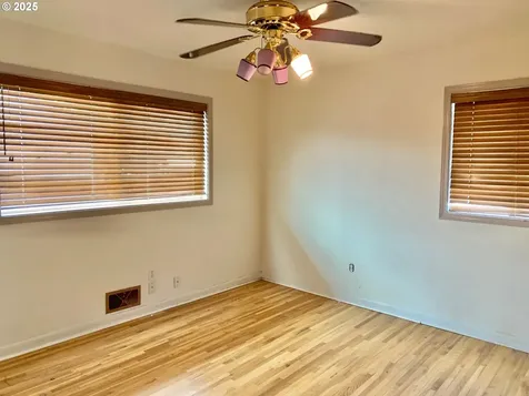 1518 Z Street Vancouver WA 98661