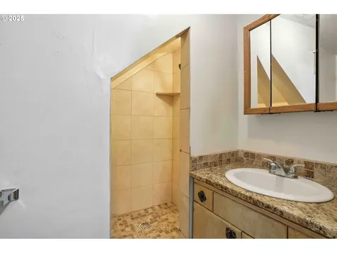 1518 Z Street Vancouver WA 98661