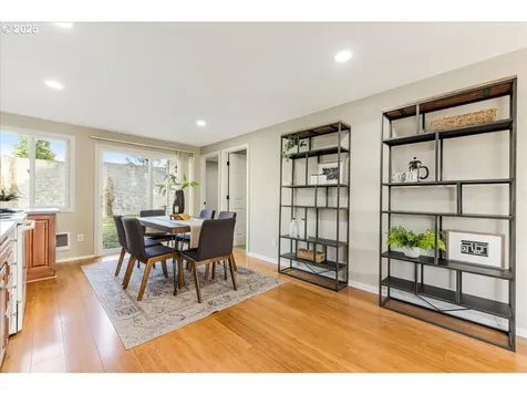 216 SW Frenwood Way Beaverton OR 97005