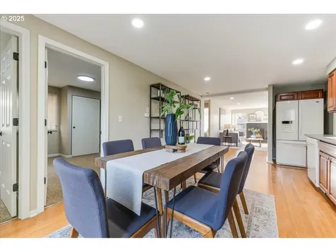 216 SW Frenwood Way Beaverton OR 97005
