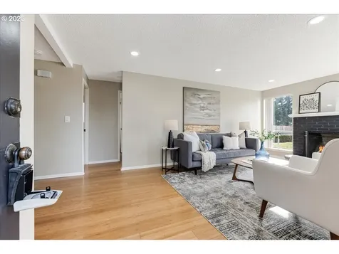 216 SW Frenwood Way Beaverton OR 97005