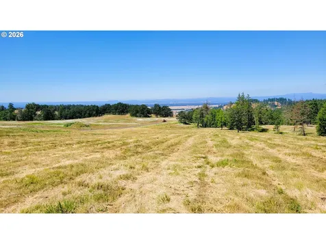 34090 Mt Tom Drive Harrisburg OR 97446