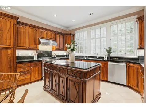 9228 NW Wiley Lane Portland OR 97229