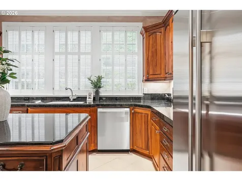 9228 NW Wiley Lane Portland OR 97229